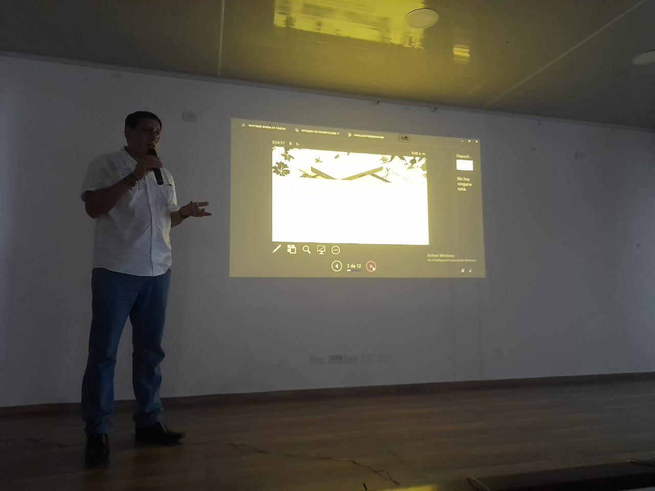 inaguracion apitech digital e iot (3).jpeg